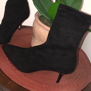 Nanette Ankle Boots